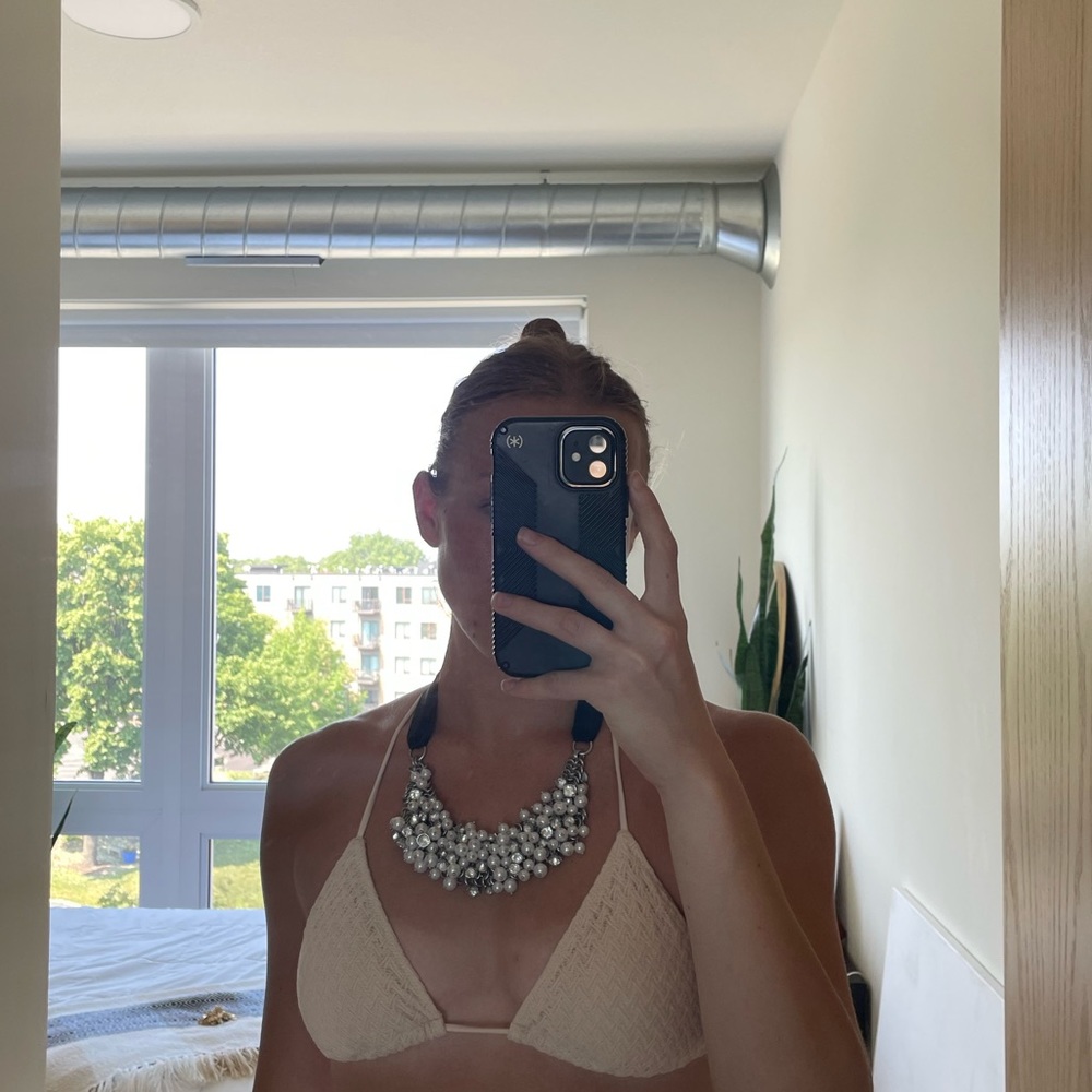 Pearl and crystal statement necklace